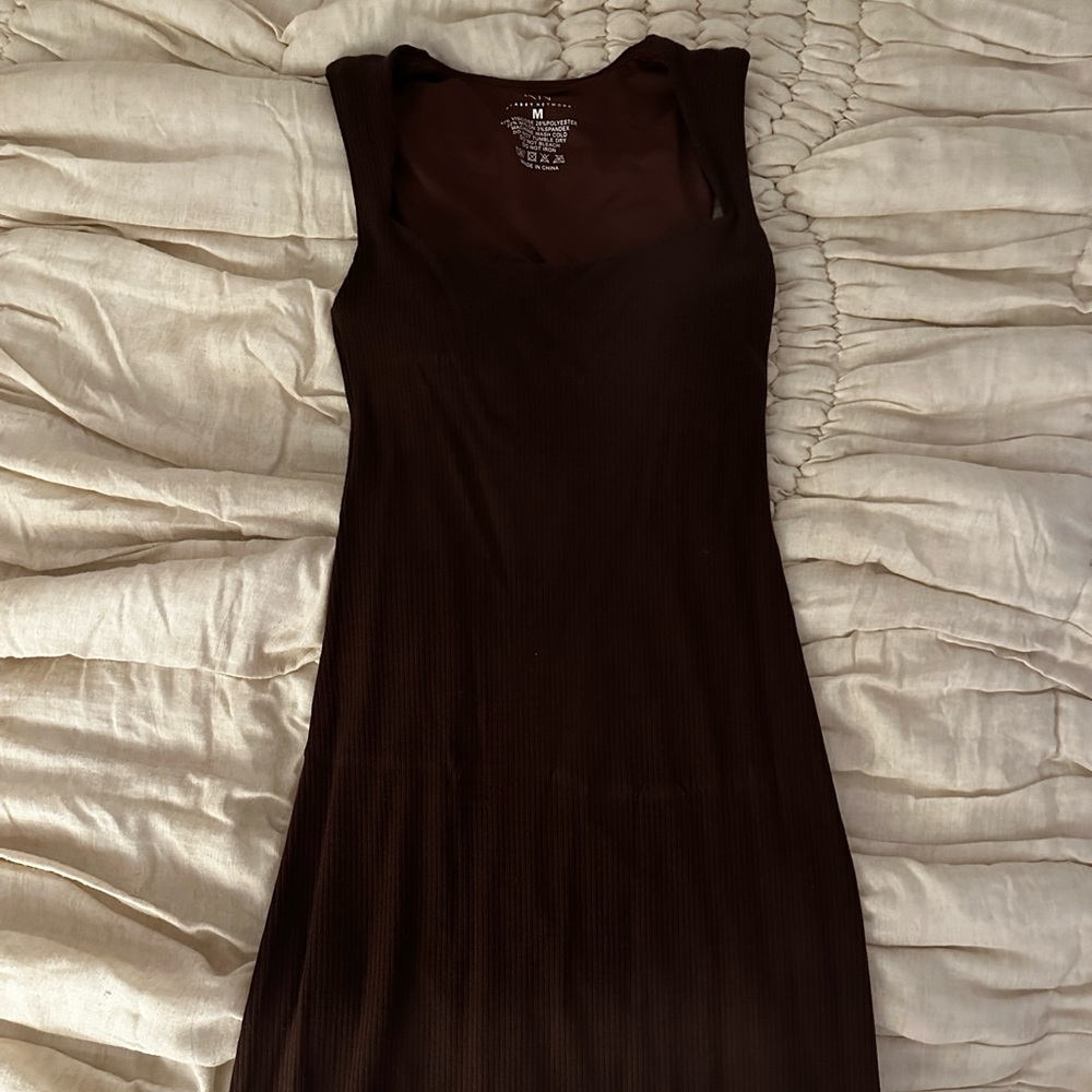 Klassy Network Sz M Midi Dress